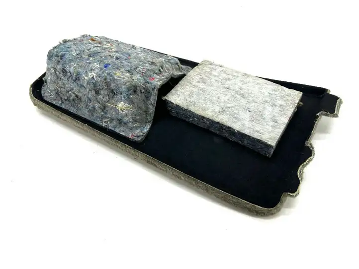 Volvo XC90 (2002 - 2006)   Нижний отделочный щит бока багажника