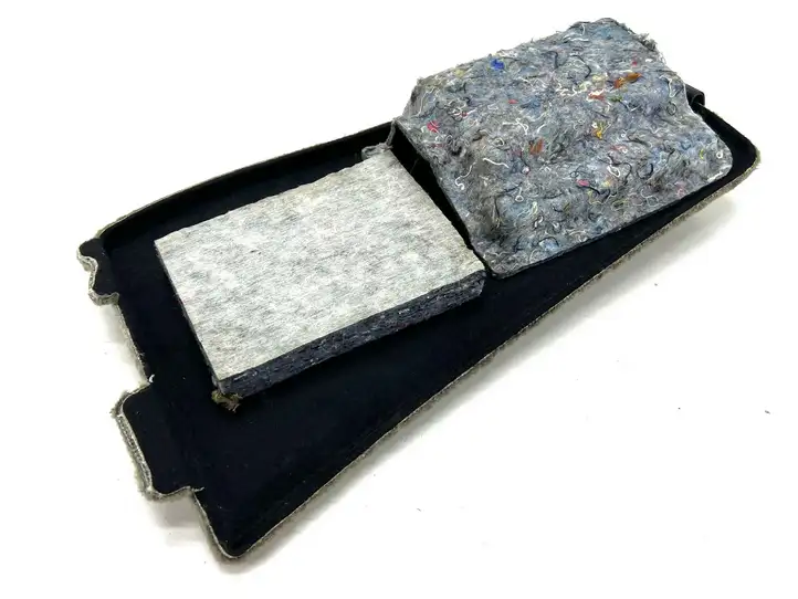 Volvo XC90 (2002 - 2006)   Нижний отделочный щит бока багажника