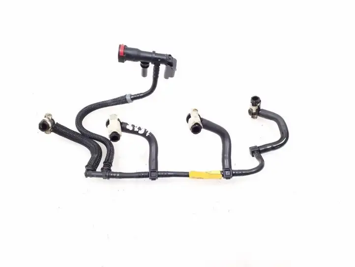 Nissan Juke I F15 (2010 - 2018) 166714557R Шланг обратки топлива — фото 1