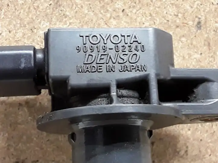 Toyota Prius (XW20) (2003 - 2009) 9091902240 Катушка зажигания — фото 3