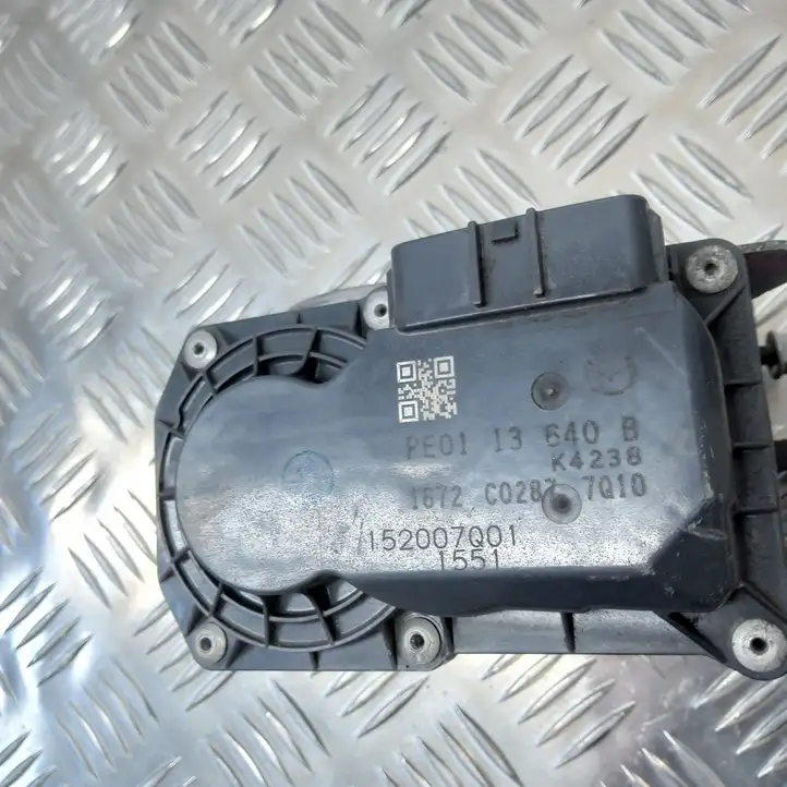 Mazda 6 (2012 - 2015) PE0113640B Дроссельная заслонка — фото 2