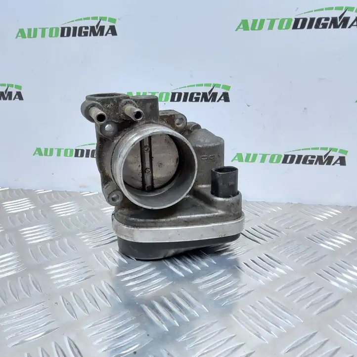 Audi A3/S3 8P (2003 - 2005) 06F133062 Дроссельная заслонка — фото 1
