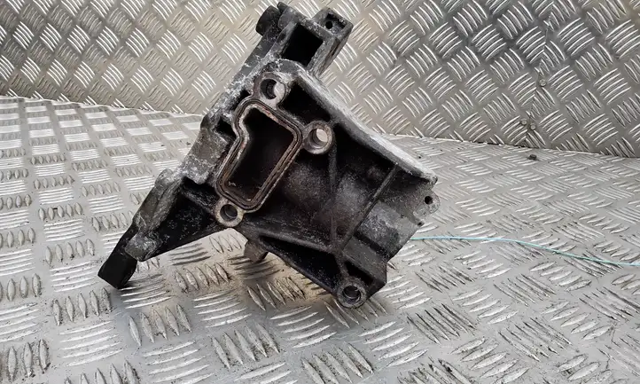 Audi A5 8T 8F (2007 - 2011) 059145169AA Кронштейн насоса ГУР — фото 2