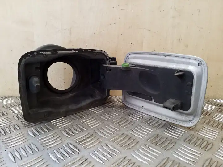 BMW 3 E90 E91 (2005 - 2012) 7073961 Крышка топливного бака — фото 7