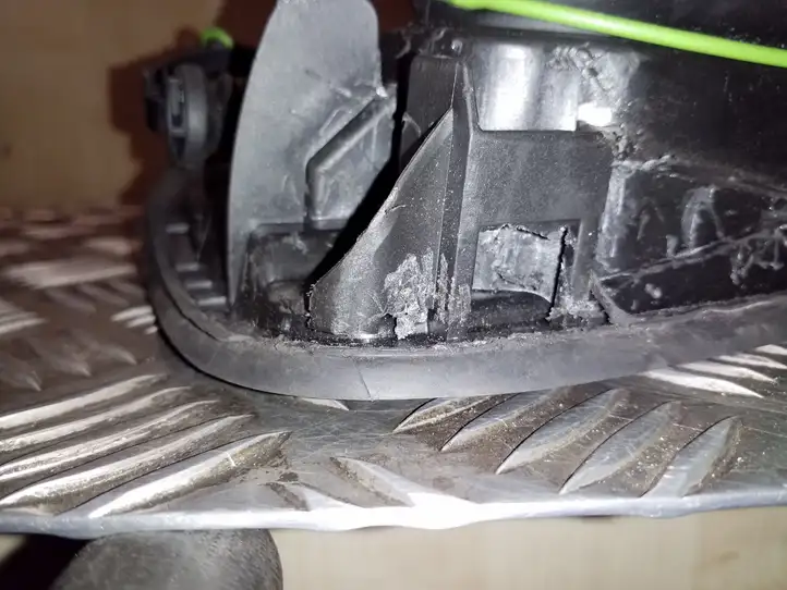 BMW 3 F30 F35 F31 (2012 - 2018) 51177238100 Крышка топливного бака — фото 4