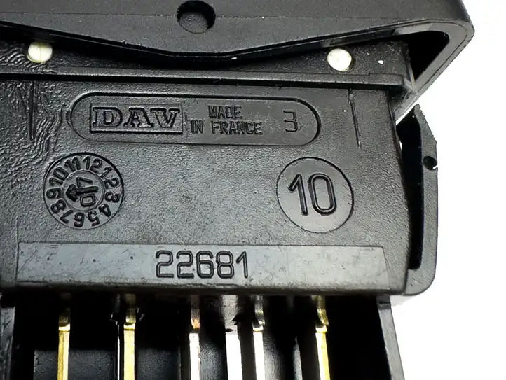 Dacia Logan I (2004 - 2012) 22681 Кнопка стеклоподъемников — фото 4