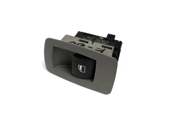 BMW 5 E60 E61 (2004 - 2010) 9113772 Кнопка стеклоподъемников — фото 1