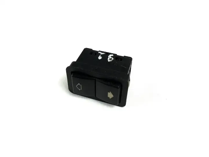 BMW 5 E39 (1996 - 2003) 8368974 Кнопка стеклоподъемников — фото 2