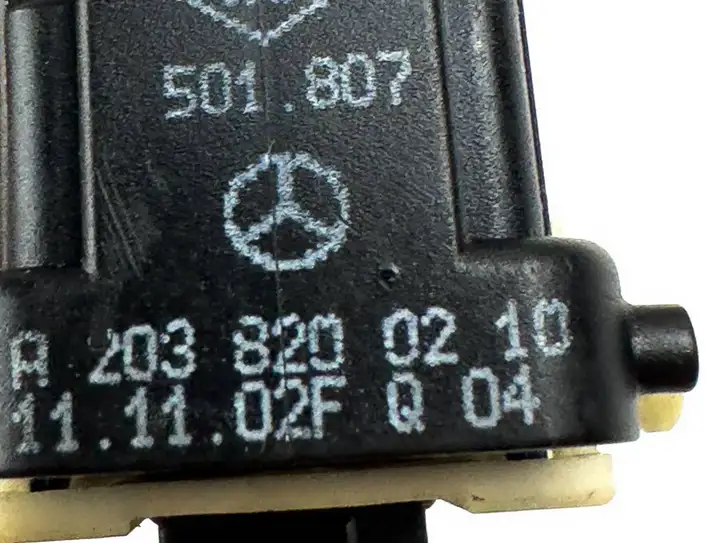Mercedes-Benz C W203 (2000 - 2007) a2038200210 Блок кнопок стеклоподъемников — фото 4