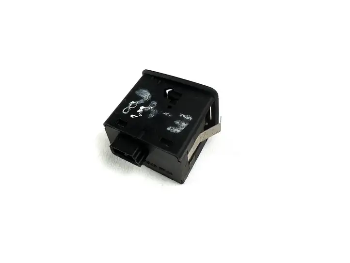 BMW 3 E46 (1998 - 2005) 8368921 Кнопка стеклоподъемников — фото 3