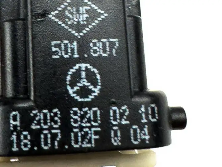 Mercedes-Benz C W203 (2000 - 2007) a2038200210 Блок кнопок стеклоподъемников — фото 4