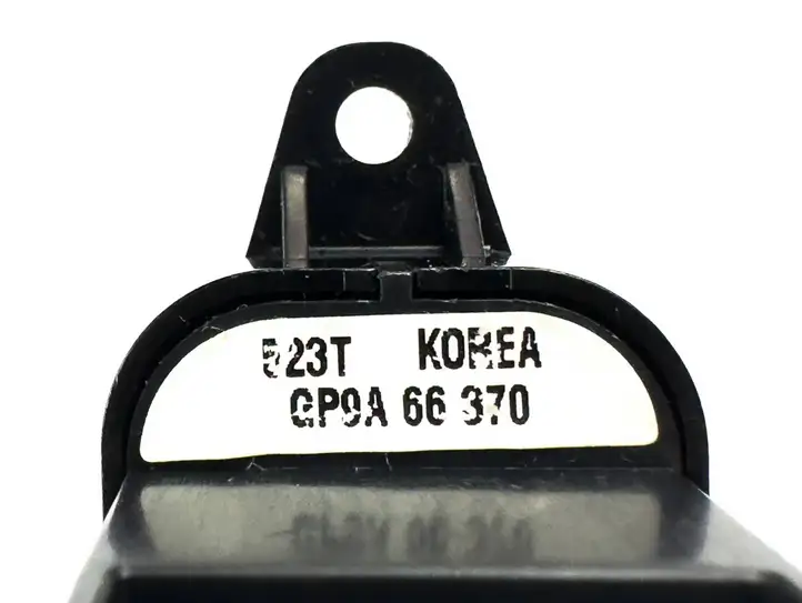 Mazda 6 (2005 - 2007) gp9a66370 Кнопка стеклоподъемников — фото 4