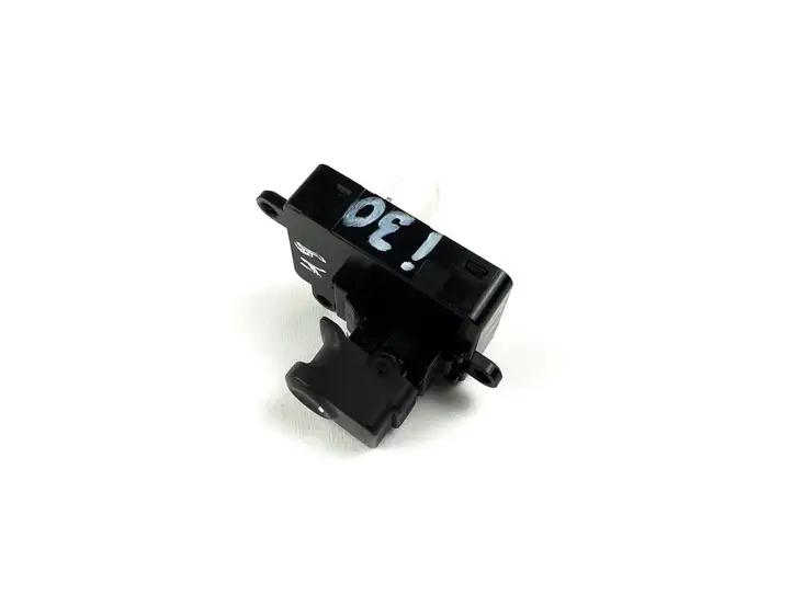 Hyundai i30 (2007 - 2012) 935152l011 Кнопка стеклоподъемников — фото 2