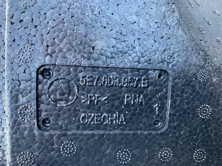 Skoda Octavia Mk4 (2019 - ) 5E7863957B Ящик для хранения в багажнике — фото 4