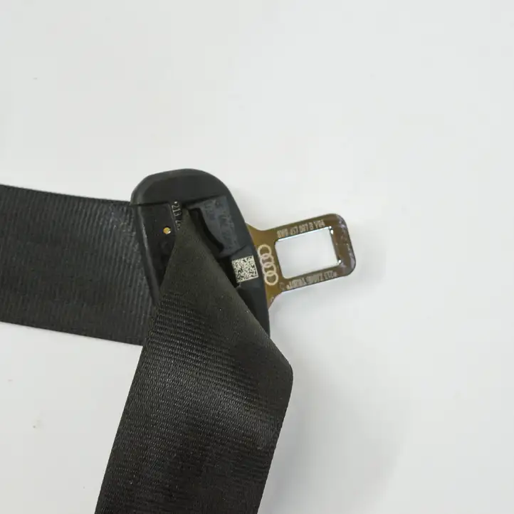 Audi A4 S4 B9 (2015 - 2019) 8W0857807B Центральный ремень безопасности — фото 3