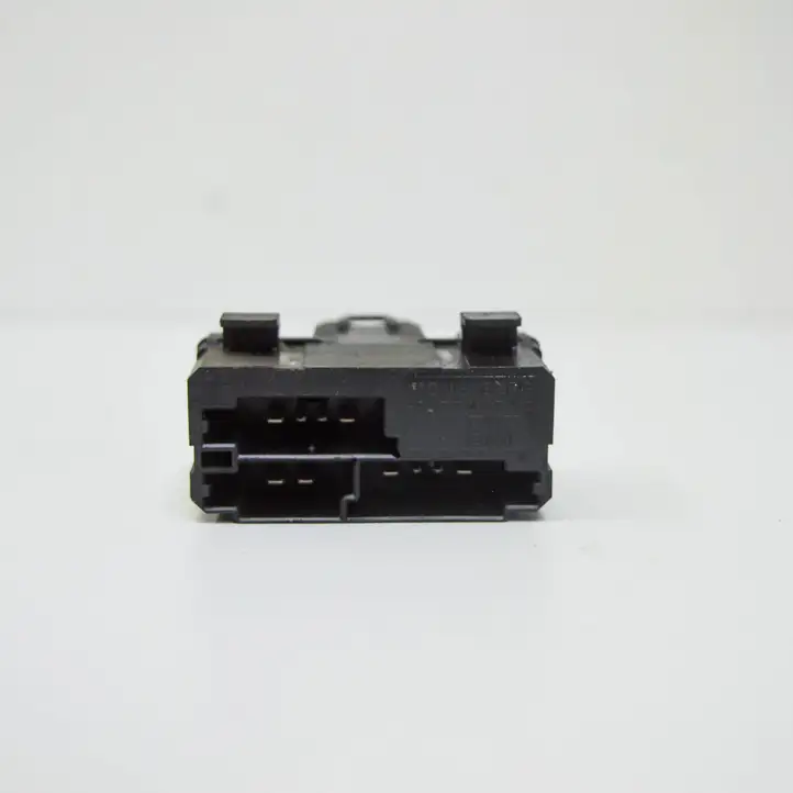 Toyota Avensis T250 (2006 - 2009) 875010W0100 Реле обогрева — фото 5
