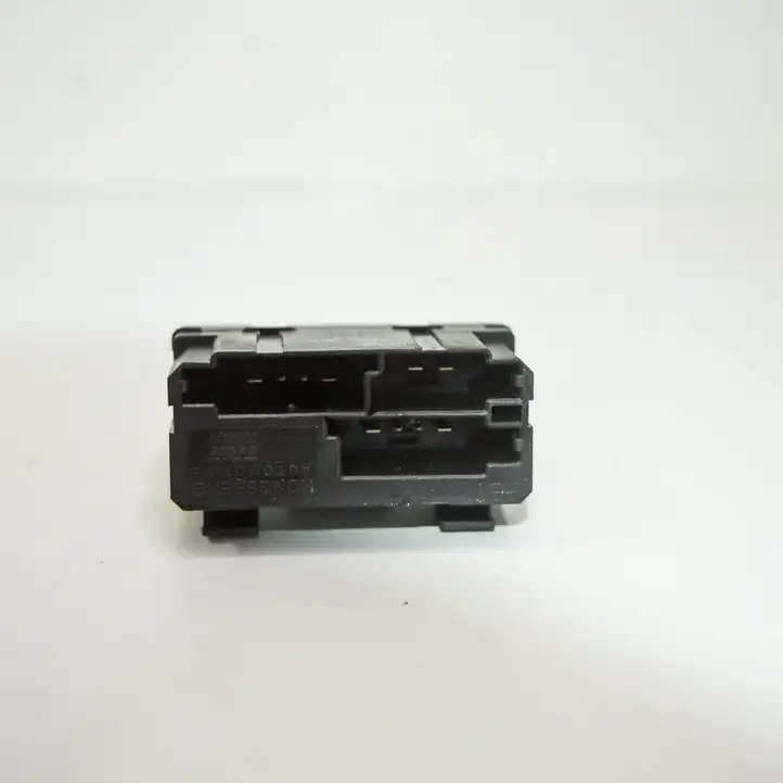 Toyota Avensis T250 (2006 - 2009) 875010W0100 Реле обогрева — фото 4
