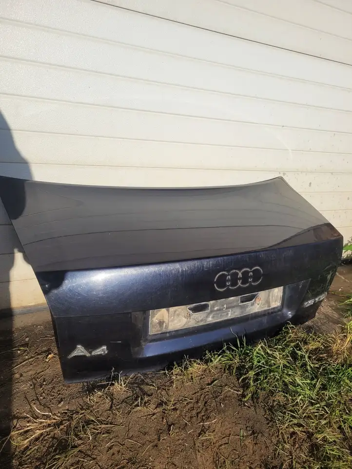 Audi A4 S4 B6 8E 8H (2000 - 2006) Крышка багажника — фото 1