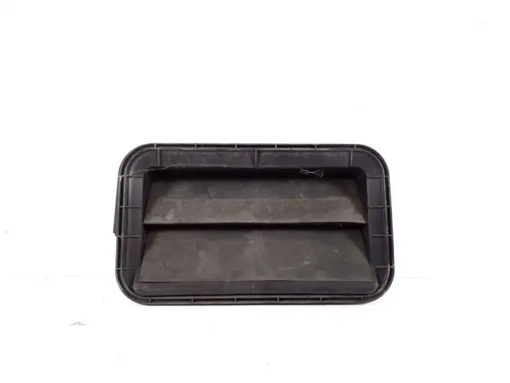 Lexus RX 330 - 350 - 400H (2008 - 2012) 62931-33020 Решетка в крыле — фото 1