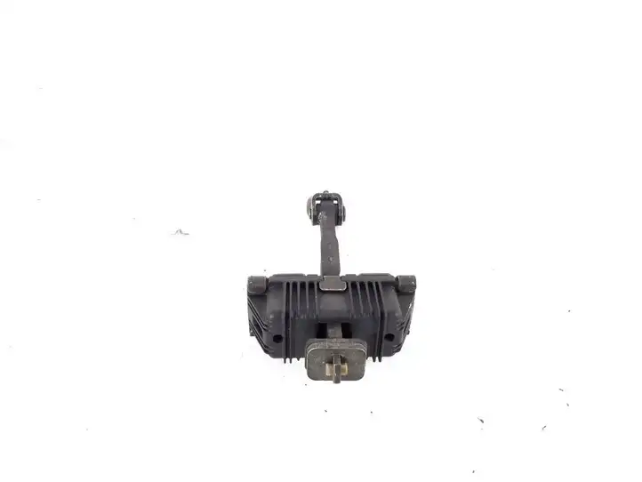 Toyota Avensis T250 (2003 - 2006) 68610-05040 Ограничитель двери — фото 2
