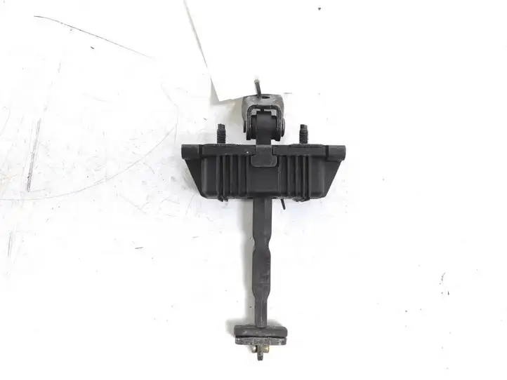 Toyota Avensis T250 (2003 - 2006) 68610-05040 Ограничитель двери — фото 1