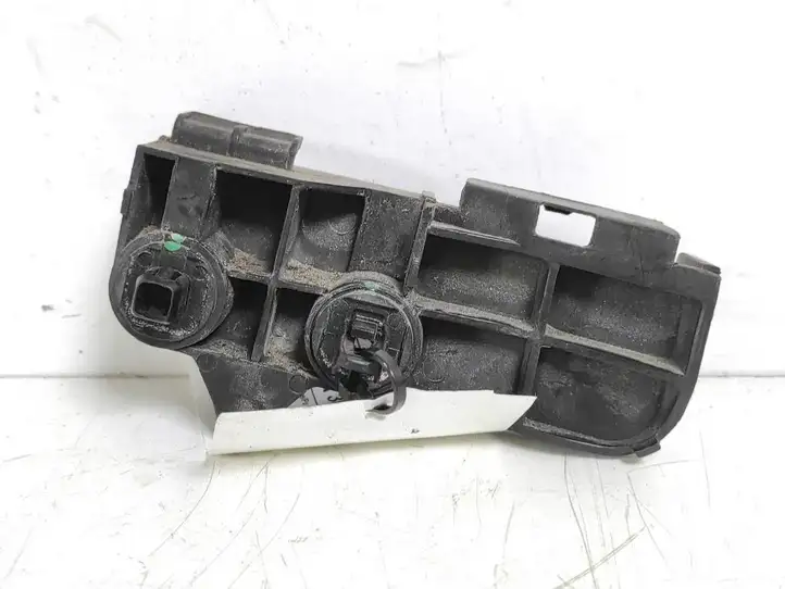 Toyota Auris 150 (2006 - 2012) 52563-02030 Кронштейн заднего бампера — фото 4