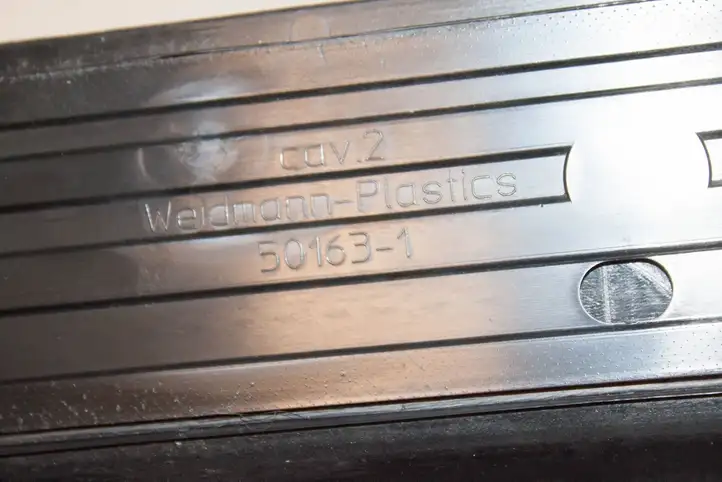 Mercedes-Benz R W251 (2005 - 2013) A2516800235 Внутренняя отделка заднего порога — фото 8
