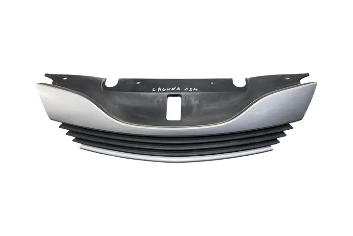 Renault Laguna II (2001 - 2005) 8200012581 Передняя решетка — фото 1