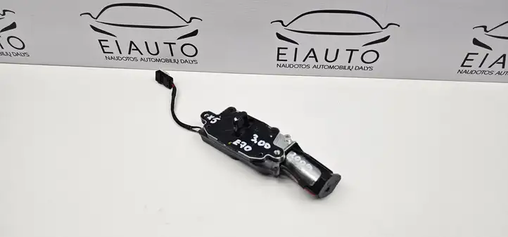 BMW X5 E70 (2006 - 2013) 977706 Доводчик крышки багажника — фото 6