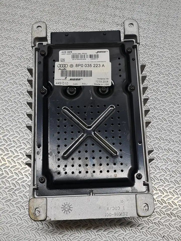 Audi A3/S3 8P (2004 - 2008) 8P0035223A Усилитель звука — фото 1