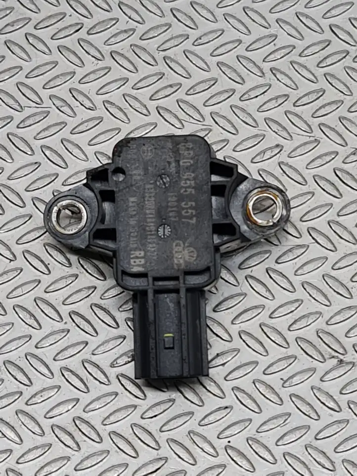 Audi A3/S3 8P (2004 - 2008) 8P0955557 Датчик удара SRS — фото 2