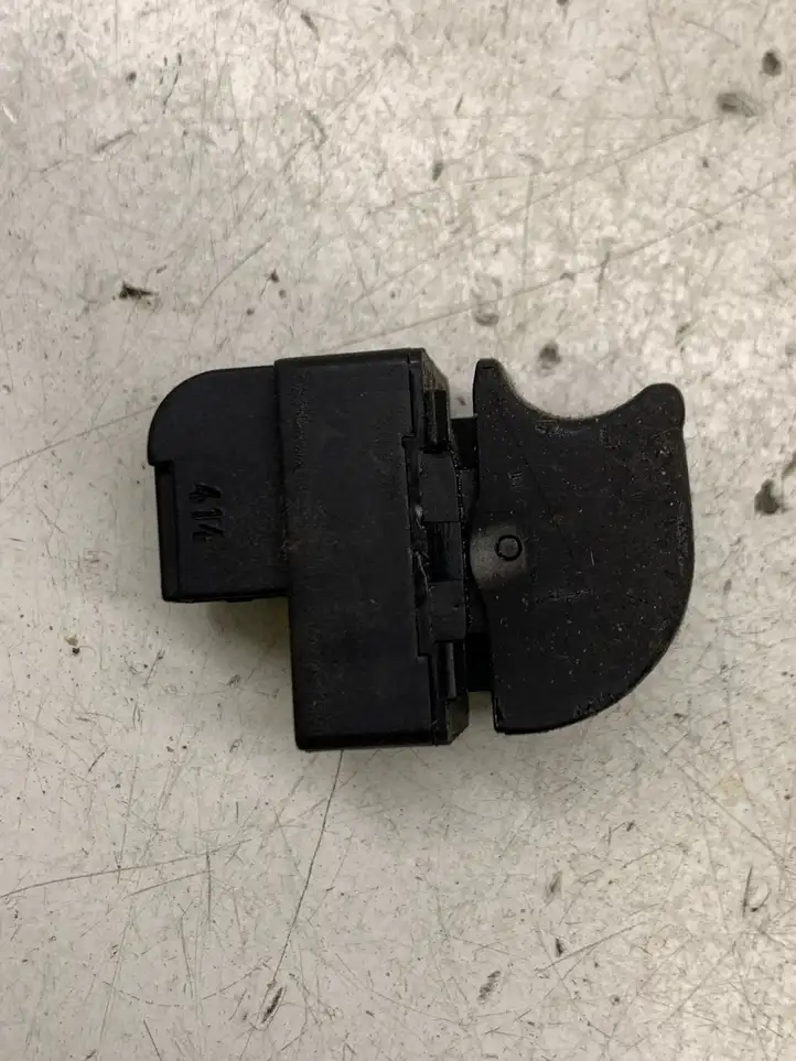 Audi A8 S8 D3 4E (2002 - 2005) 4E0959855 Кнопка стеклоподъемников — фото 3