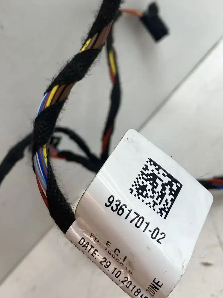 BMW X5 G05 (2018 - ) 9361701 Прочая электропроводка — фото 4