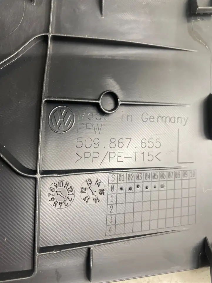 Volkswagen Golf VII (2013 - 2019) 5G9867655 Обшивка багажника — фото 3