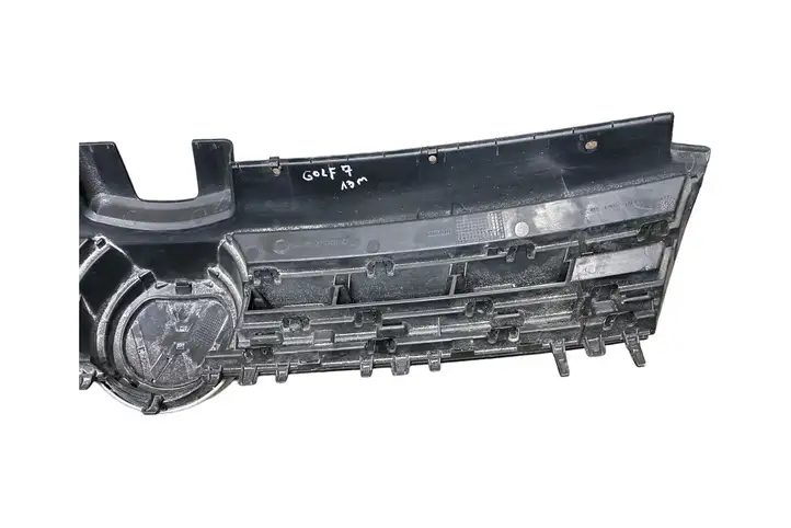 Volkswagen Golf VII (2013 - 2019) 5G0853653E Верхняя решетка радиатора — фото 5