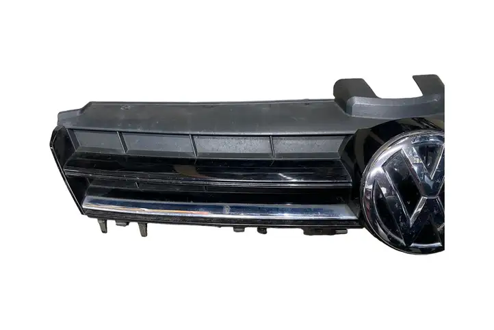 Volkswagen Golf VII (2013 - 2019) 5G0853653E Верхняя решетка радиатора — фото 6