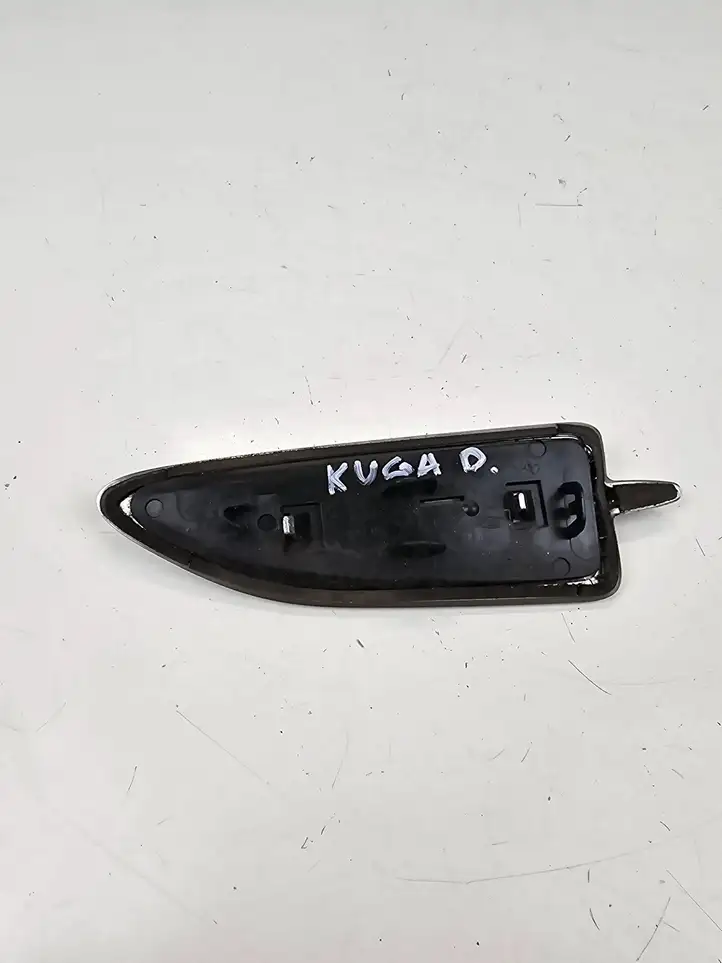 Ford Kuga II (2013 - 2019) Cj5416c216af Молдинг крыла — фото 3