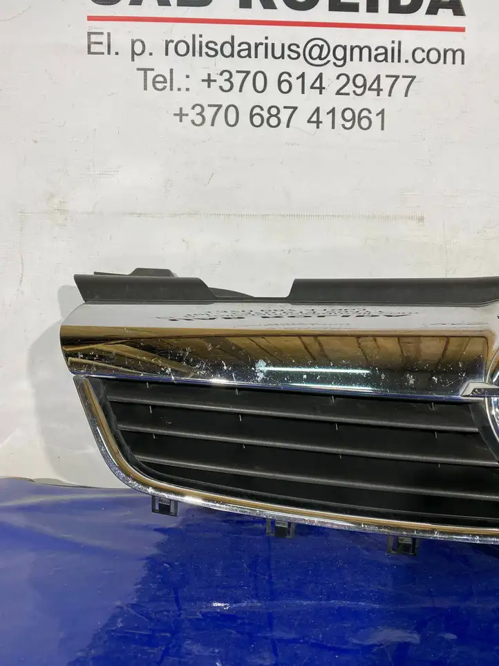 Opel Zafira B (2003 - 2006) 13157590 Верхняя решетка радиатора — фото 3