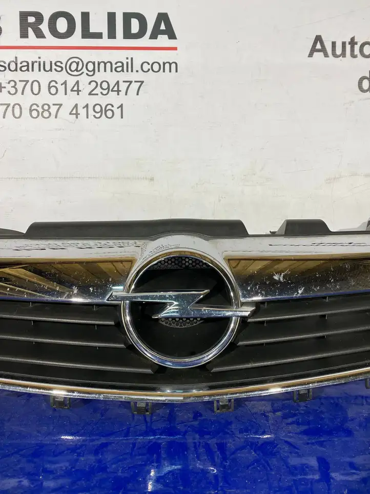 Opel Zafira B (2003 - 2006) 13157590 Верхняя решетка радиатора — фото 4