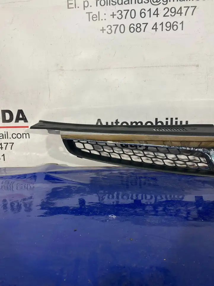 Hyundai i30 (2007 - 2012) 863512R000 Верхняя решетка радиатора — фото 5