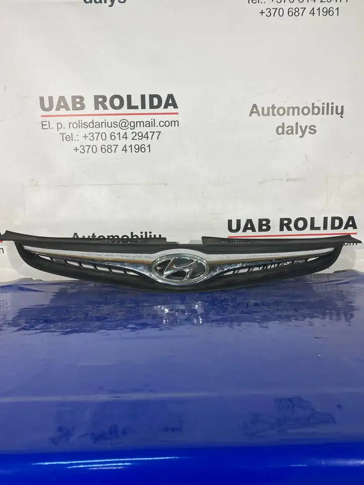 Hyundai i30 (2007 - 2012) 863512R500 Верхняя решетка радиатора — фото 1