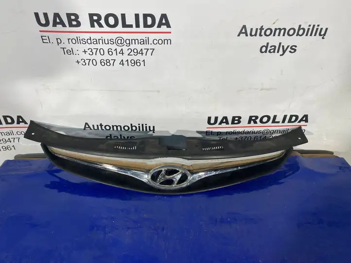 Hyundai i30 (2007 - 2012) 863512R500 Верхняя решетка радиатора — фото 9