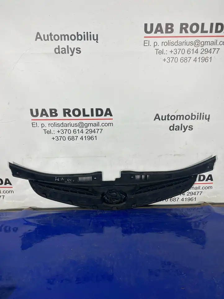 Hyundai i30 (2007 - 2012) 863512R500 Верхняя решетка радиатора — фото 10