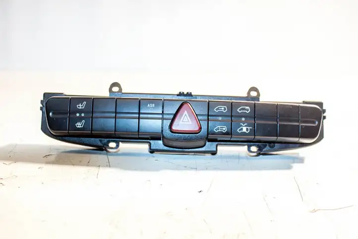 Mercedes-Benz Vito Viano W639 (2003 - 2010) 6395454607 Включатель аварийных фонарей — фото 2
