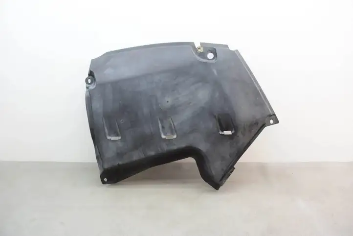 Audi A4 S4 B9 (2015 - 2019) 8W0825219A Боковая защита днища — фото 3