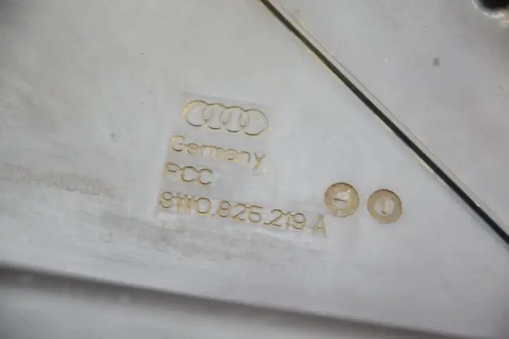 Audi A4 S4 B9 (2015 - 2019) 8W0825219A Боковая защита днища — фото 7