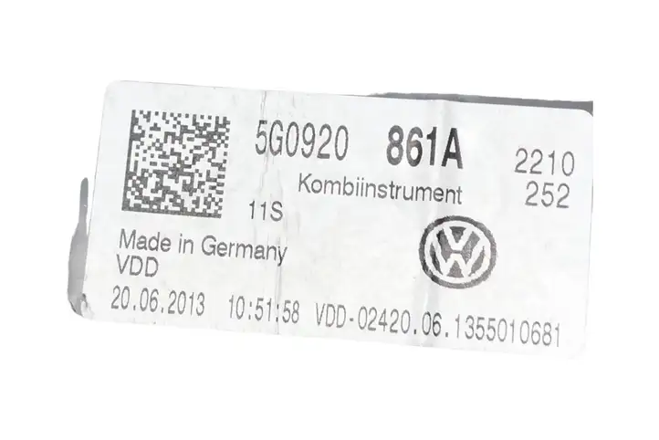 Volkswagen Golf VII (2013 - 2019) 5G0920861A Спидометр — фото 8