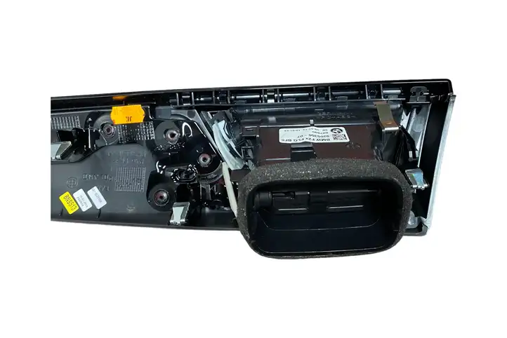 BMW 1 F20 F21 (2011 - 2019) 920535607 Боковой воздушный дефлектор — фото 2
