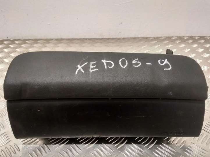 TA0160A61 Mazda Xedos 9 Keleivio oro pagalvė