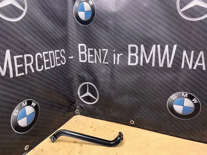BMW 3 F30 F35 F31 (2012 - 2018) 61217601939 Держатель аккумулятора — фото 1